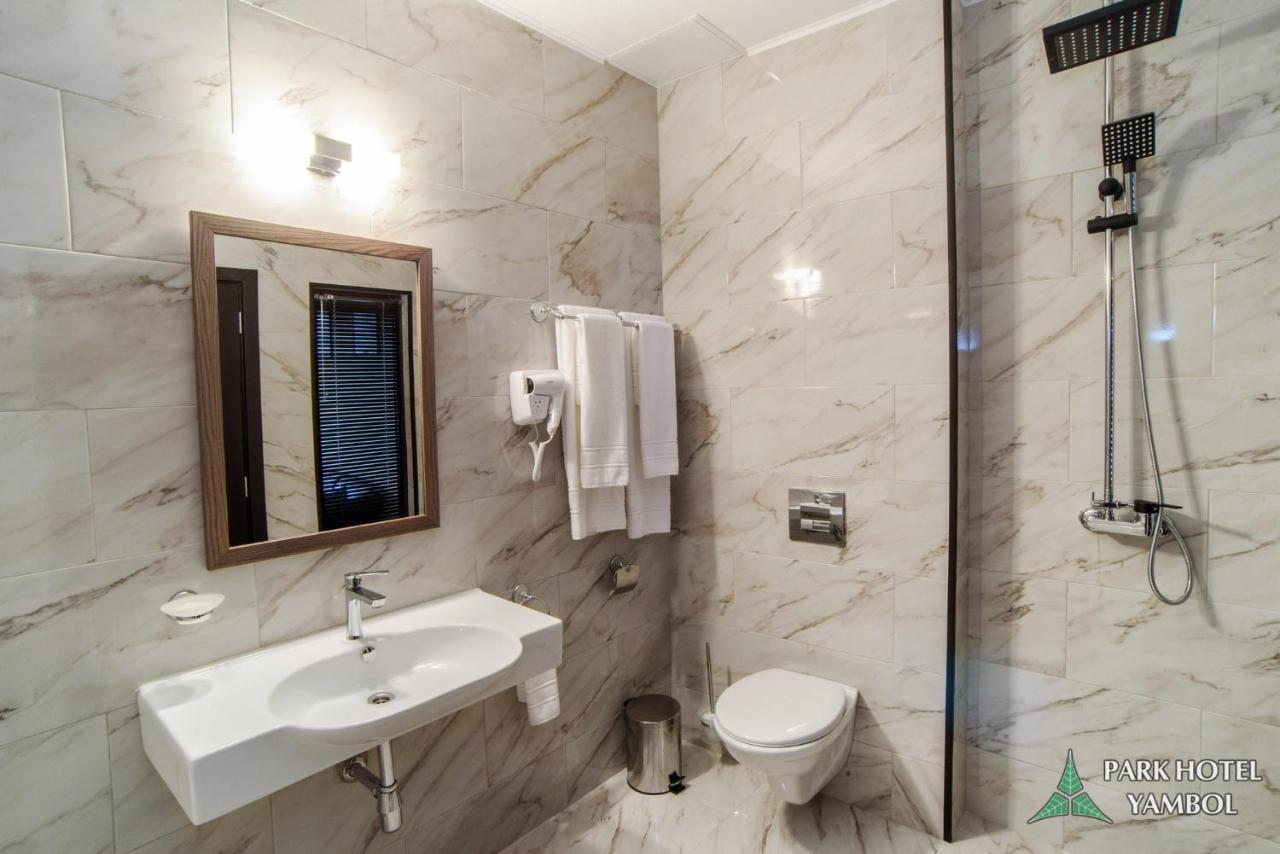 Park-Hotel Yambol المظهر الخارجي الصورة